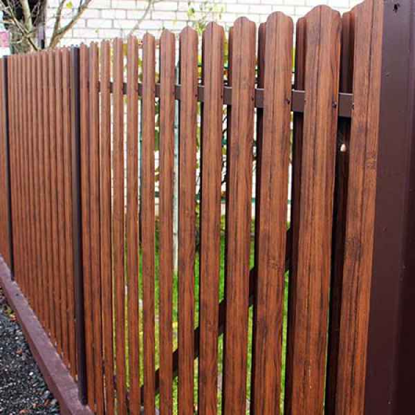 Žaliuzinės tvoros tvorlentės